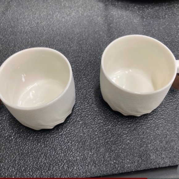 Vin Beauty Black Mesh Gloves And 2 Ceramic Miniature Teacups With Wooden Handle - Picture 3 of 4